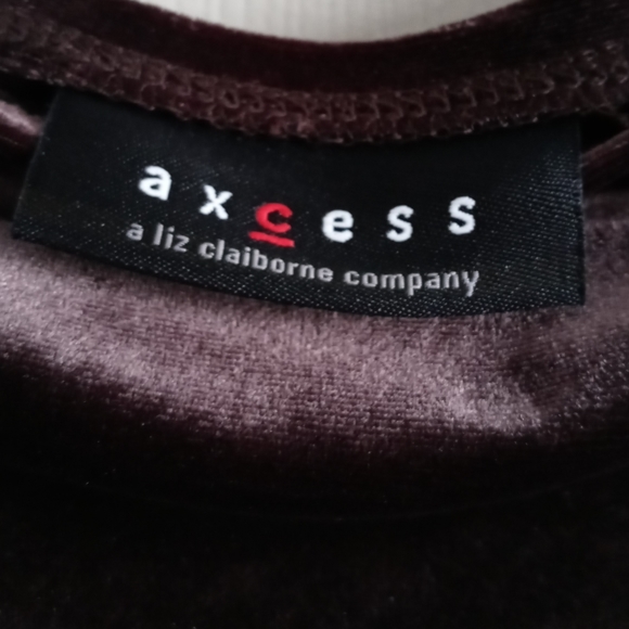 axcess by Liz Claiborne. Chocolate Brown Below the Knee Length Skirt. NWOT - Picture 2 of 6